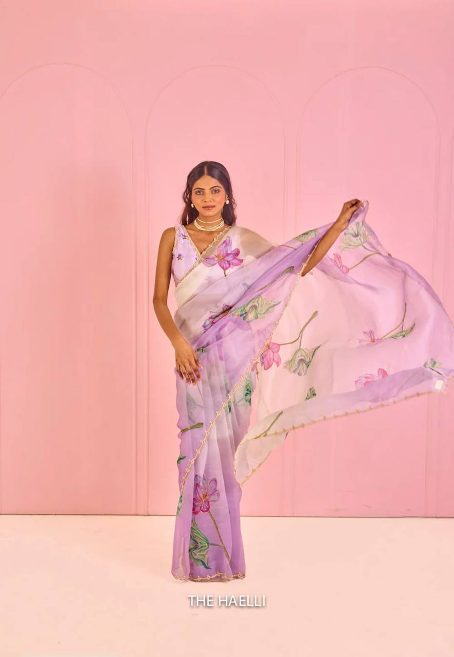 Women's Exquisite Lavender & White Organza Saree with Hand-Painted Lotus Floral Motifs & Gold Embellished Border β Complete with Matching Printed Blouse for Festive & Special Occasions - Image 3